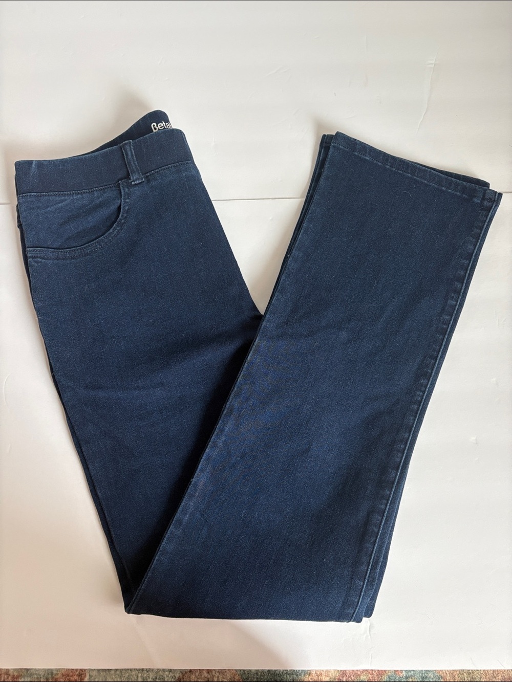 Betabrand dark wash straight leg 4-pocket blue jeans stretch waistband - Picture 9 of 16